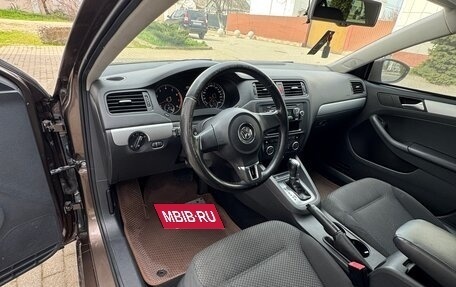 Volkswagen Jetta VI, 2012 год, 1 120 000 рублей, 6 фотография