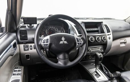 Mitsubishi Pajero Sport II рестайлинг, 2012 год, 1 598 000 рублей, 14 фотография