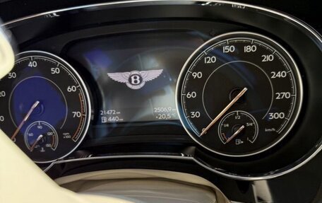 Bentley Bentayga I, 2017 год, 11 500 000 рублей, 8 фотография