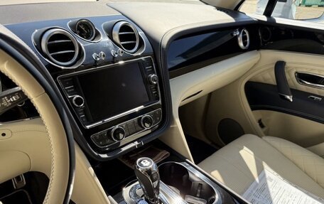 Bentley Bentayga I, 2017 год, 11 500 000 рублей, 6 фотография