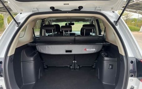 Mitsubishi Outlander III рестайлинг 3, 2021 год, 2 190 032 рублей, 6 фотография