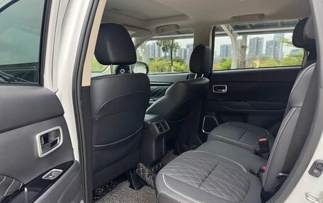 Mitsubishi Outlander III рестайлинг 3, 2021 год, 2 190 032 рублей, 12 фотография