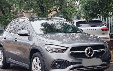 Mercedes-Benz GLA, 2022 год, 2 500 000 рублей, 3 фотография