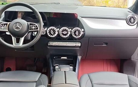 Mercedes-Benz GLA, 2022 год, 2 500 000 рублей, 10 фотография