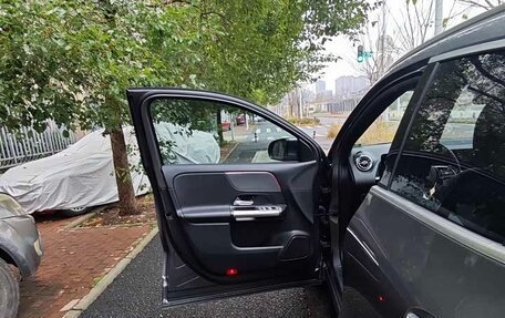 Mercedes-Benz GLA, 2022 год, 2 500 000 рублей, 19 фотография
