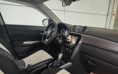 Suzuki Vitara II рестайлинг, 2020 год, 1 995 000 рублей, 11 фотография