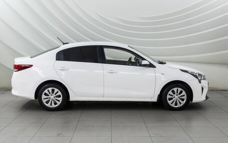 KIA Rio IV, 2021 год, 1 648 000 рублей, 8 фотография