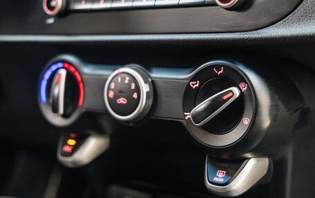 KIA Rio IV, 2021 год, 1 648 000 рублей, 25 фотография