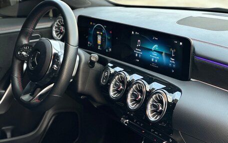 Mercedes-Benz CLA, 2021 год, 3 550 000 рублей, 14 фотография