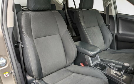 Toyota RAV4, 2016 год, 2 350 000 рублей, 27 фотография