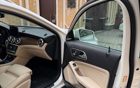 Mercedes-Benz GLA, 2018 год, 2 350 000 рублей, 3 фотография