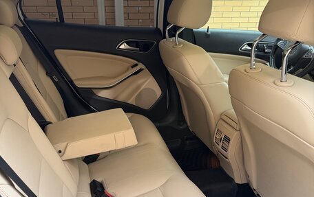 Mercedes-Benz GLA, 2018 год, 2 350 000 рублей, 5 фотография