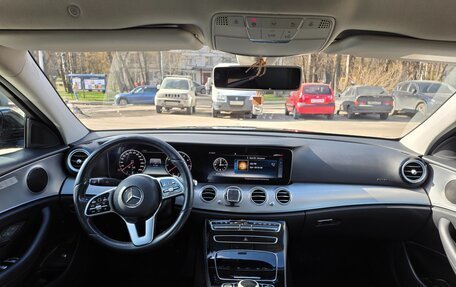 Mercedes-Benz E-Класс, 2020 год, 3 650 000 рублей, 10 фотография
