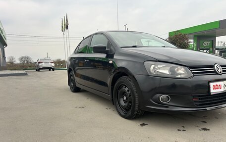 Volkswagen Polo VI (EU Market), 2011 год, 690 000 рублей, 2 фотография