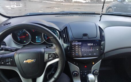 Chevrolet Cruze II, 2013 год, 650 000 рублей, 3 фотография