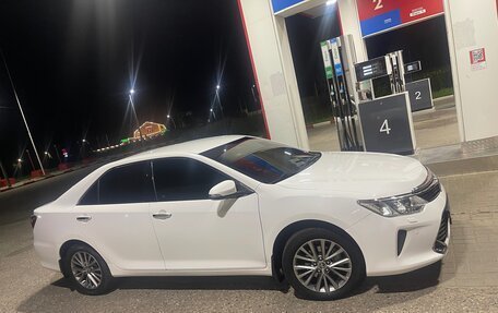 Toyota Camry, 2016 год, 2 350 000 рублей, 4 фотография