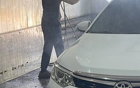 Toyota Camry, 2016 год, 2 350 000 рублей, 3 фотография