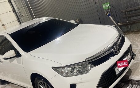 Toyota Camry, 2016 год, 2 350 000 рублей, 7 фотография