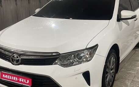 Toyota Camry, 2016 год, 2 350 000 рублей, 6 фотография