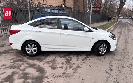 Hyundai Solaris II рестайлинг, 2014 год, 650 000 рублей, 2 фотография