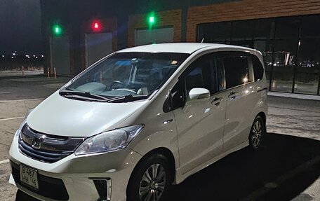 Honda Freed I, 2014 год, 1 050 000 рублей, 6 фотография