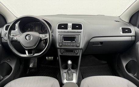 Volkswagen Polo VI (EU Market), 2016 год, 1 250 000 рублей, 12 фотография