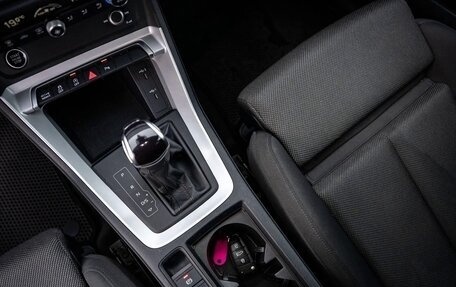 Audi Q3, 2023 год, 2 790 000 рублей, 18 фотография