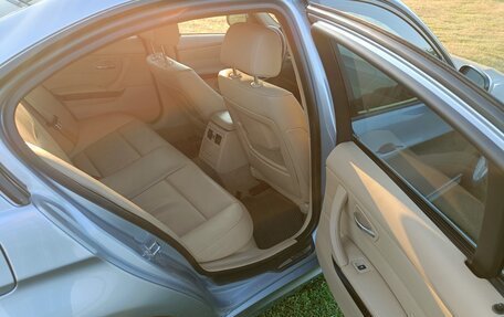 BMW 3 серия, 2009 год, 1 230 000 рублей, 11 фотография