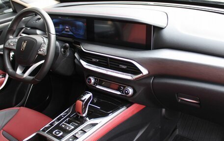 FAW Bestune T77, 2023 год, 1 799 000 рублей, 10 фотография