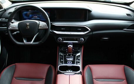 FAW Bestune T77, 2023 год, 1 799 000 рублей, 9 фотография