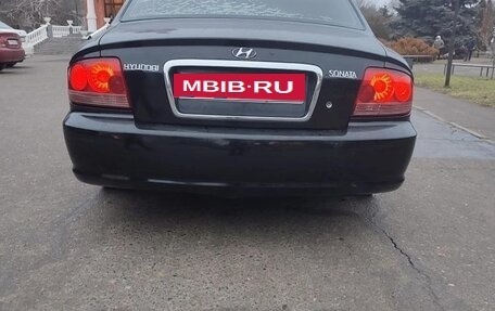 Hyundai Sonata IV рестайлинг, 2006 год, 300 000 рублей, 3 фотография