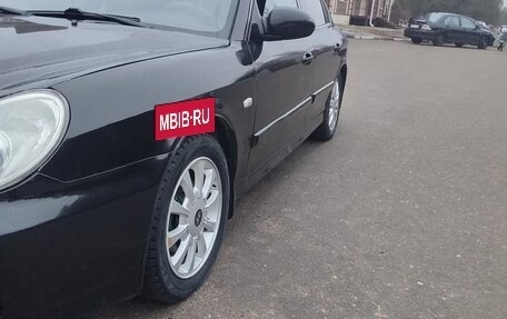 Hyundai Sonata IV рестайлинг, 2006 год, 300 000 рублей, 2 фотография