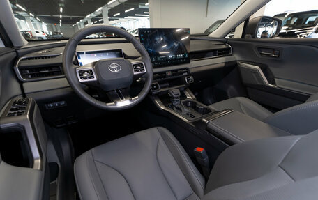 Toyota RAV4, 2026 год, 4 900 000 рублей, 7 фотография