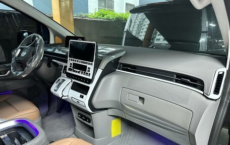 Hyundai Staria, 2025 год, 9 500 000 рублей, 12 фотография