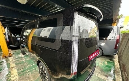 Hyundai Staria, 2025 год, 9 500 000 рублей, 4 фотография