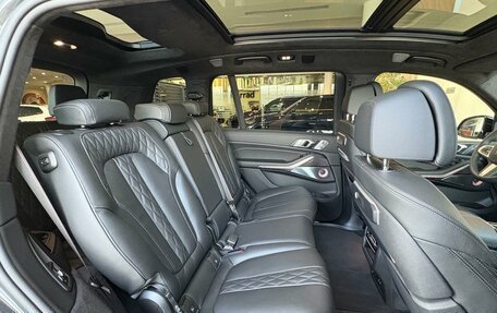 BMW X7, 2025 год, 19 300 000 рублей, 14 фотография