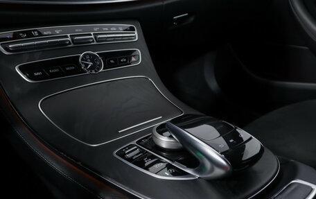 Mercedes-Benz E-Класс, 2019 год, 2 599 585 рублей, 16 фотография