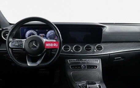 Mercedes-Benz E-Класс, 2019 год, 2 599 585 рублей, 12 фотография