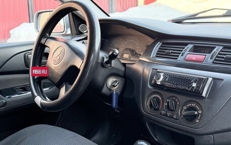 Mitsubishi Lancer IX, 2004 год, 330 000 рублей, 13 фотография