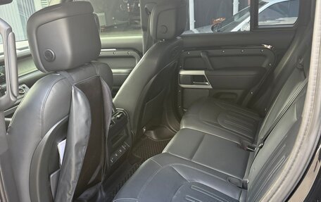 Land Rover Defender II, 2021 год, 8 990 000 рублей, 9 фотография