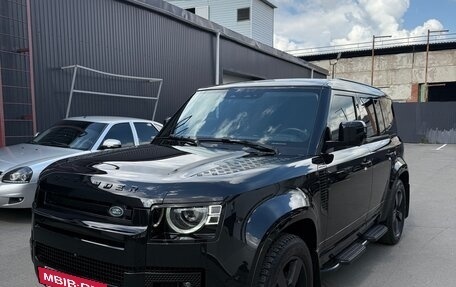 Land Rover Defender II, 2021 год, 8 990 000 рублей, 2 фотография