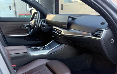 BMW 3 серия, 2023 год, 3 690 000 рублей, 10 фотография