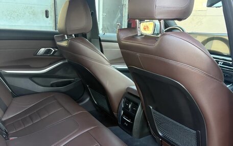 BMW 3 серия, 2023 год, 3 690 000 рублей, 12 фотография