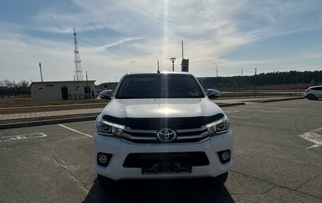 Toyota Hilux VIII, 2017 год, 3 350 000 рублей, 4 фотография