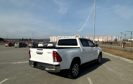 Toyota Hilux VIII, 2017 год, 3 350 000 рублей, 7 фотография