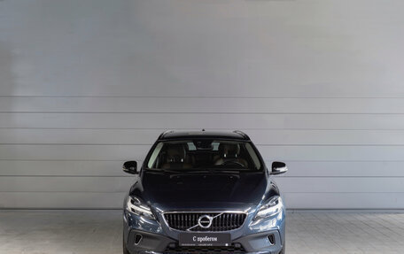 Volvo V40 II рестайлинг, 2019 год, 2 400 000 рублей, 3 фотография