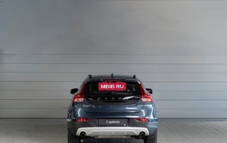 Volvo V40 II рестайлинг, 2019 год, 2 400 000 рублей, 4 фотография