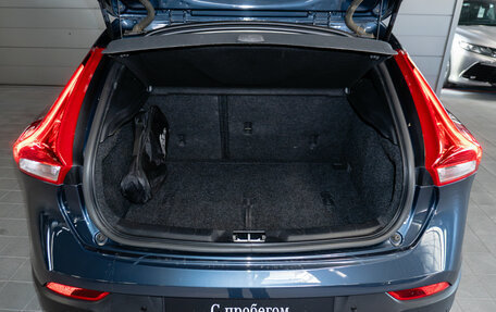 Volvo V40 II рестайлинг, 2019 год, 2 400 000 рублей, 21 фотография
