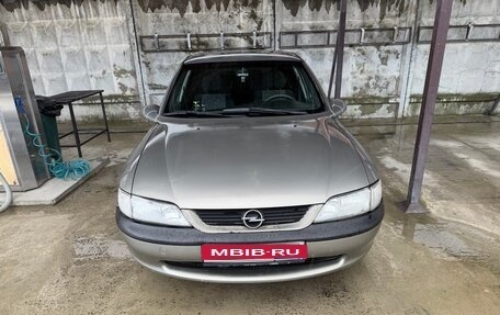 Opel Vectra B рестайлинг, 1995 год, 130 000 рублей, 1 фотография