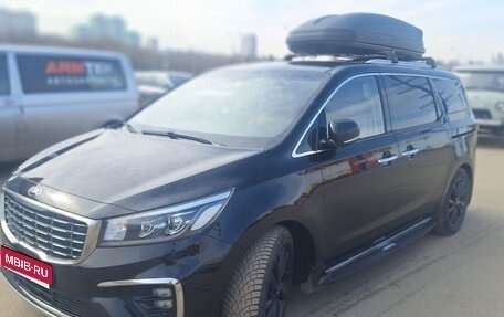 KIA Carnival III, 2018 год, 3 050 000 рублей, 1 фотография